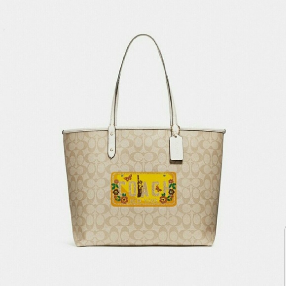 🔥1 left🔥Coach Leather-Reversible City Tote - Picture 3 of 8